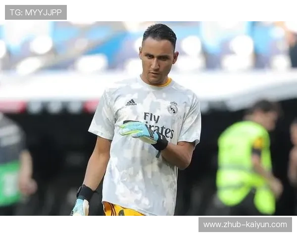 亚马尔失点后掩面，年轻天才承受巨大压力